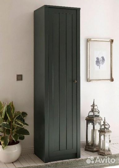 Шкаф из массива дерева. Ascot 27