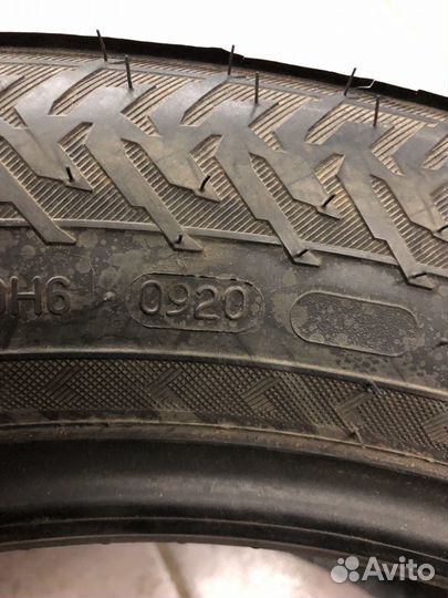 Nokian Tyres Hakkapeliitta 8 SUV 235/55 R18 104T