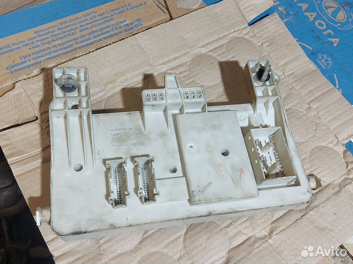 Блок предохранителей для ford focus 2