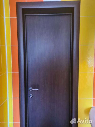 Межкомнатные двери бу 70 см с коробкой