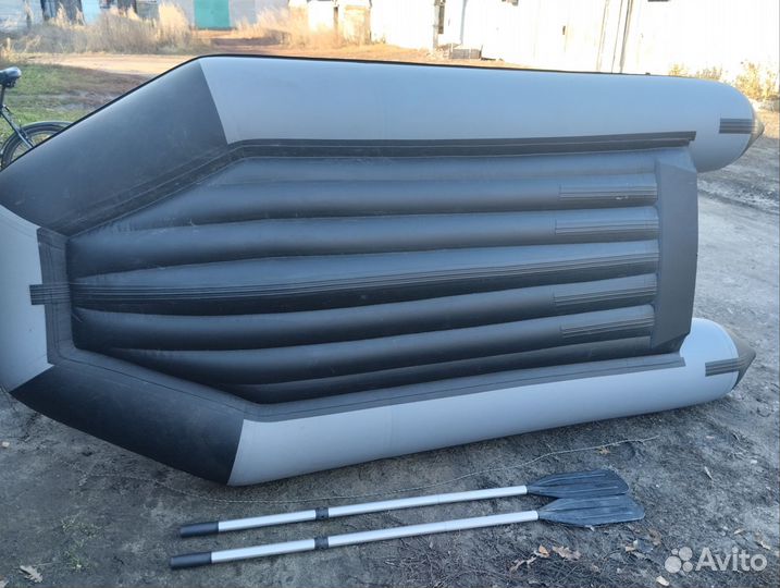 Надувная лодка