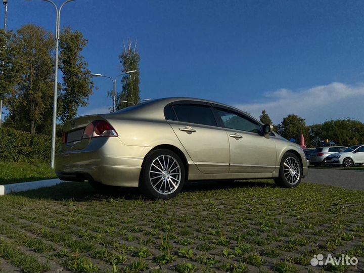 Honda Civic 1.8 AT, 2007, 210 000 км