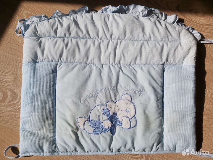 Бортики на кроватку с балдахином