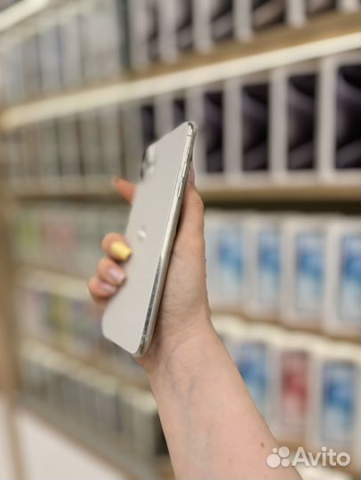 iPhone 11 Pro Max, 64 ГБ