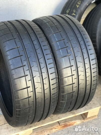 Pirelli P Zero Corsa 255/30 R20