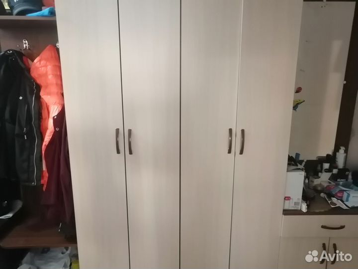 Шкаф в прихожую