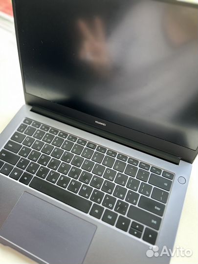 Ноутбук huawei matebook d 14