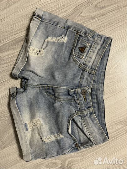 Джинсовые шорты 42