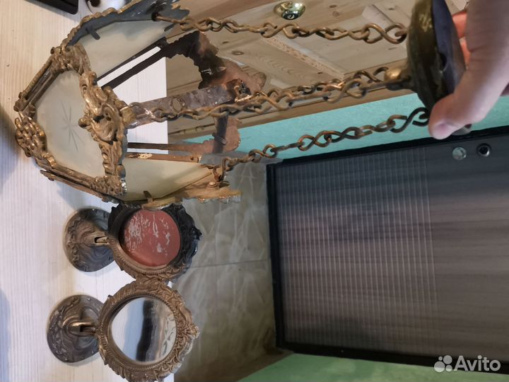 Старинные поднос зеркала лампа и другое
