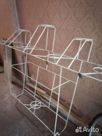 Подставка для цветов напольная