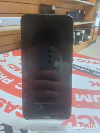 Xiaomi Redmi 8, 3/32 ГБ