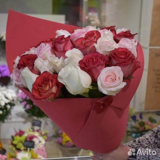 Букет разноцветных роз, Эквадор, 50см 39 шт