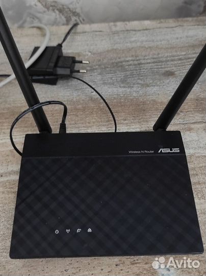 Wi-Fi роутер asus RT-N12E