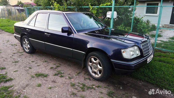 Mercedes-Benz E-класс 2.0 МТ, 1993, 444 500 км