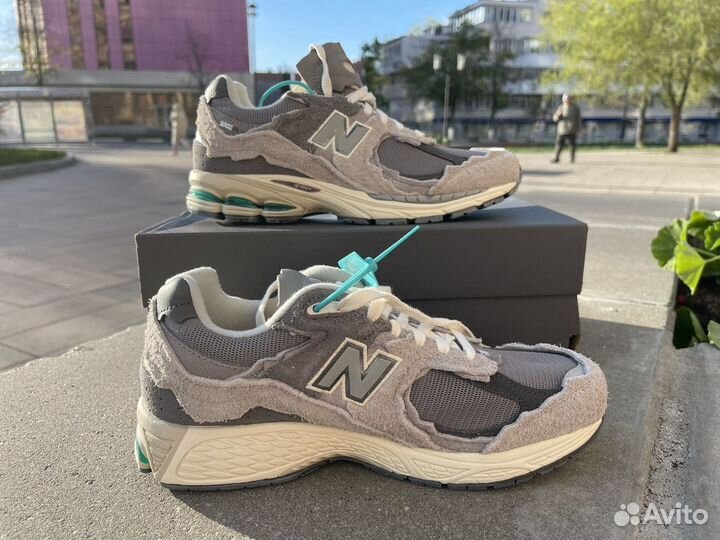 New Balance 2002r protection pack