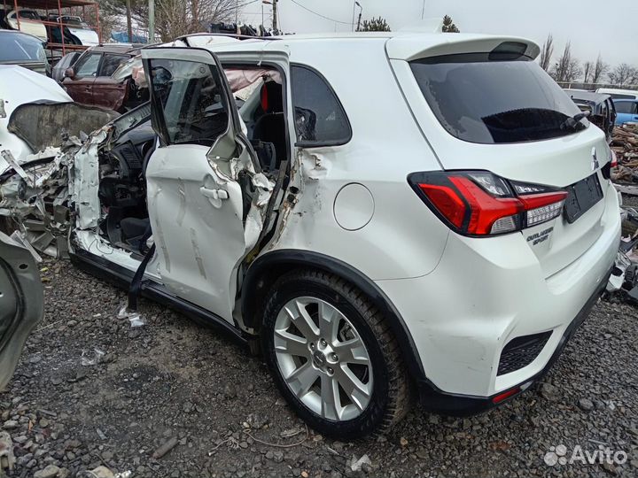 Mitsubishi Outlander Sport разбор по запчастям
