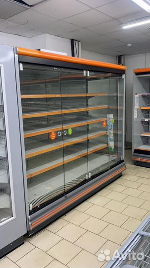Холодильная горка с дверьми