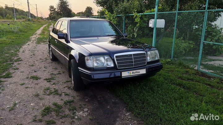 Mercedes-Benz E-класс 2.0 МТ, 1993, 444 500 км