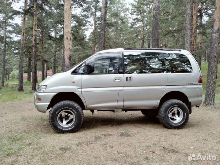 Mitsubishi Delica 2.8 AT, 1999, 226 000 км