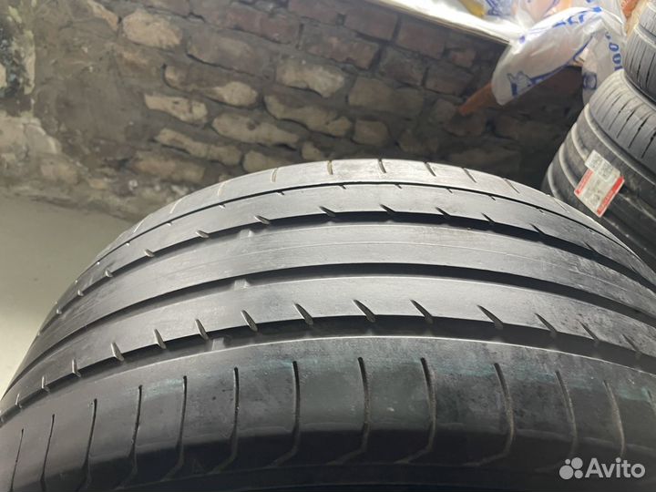 Yokohama Advan Sport V105S 265/40 R20 104Y