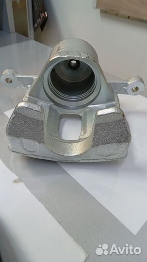 Скоба суппорта