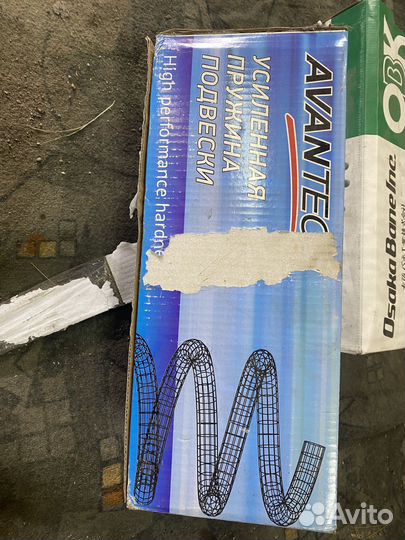 Toyota ipsum, запчасти