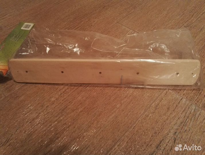 Вешалка, новая