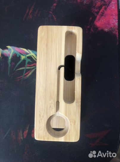 Подставка для iPhone