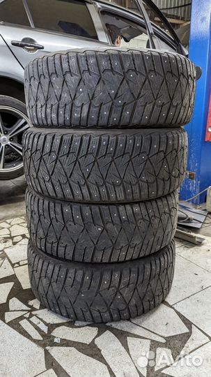 Goodyear UltraGrip Ice 3 225/55 R17 101T