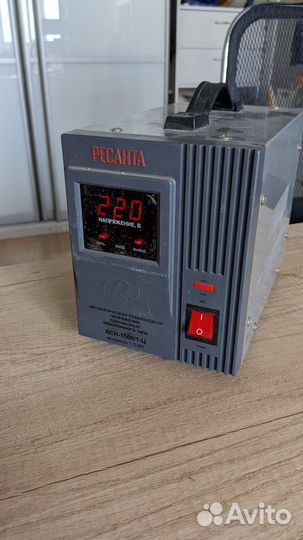 Стабилизатор напряжения ресанта