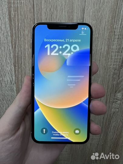 iPhone X, 64 ГБ