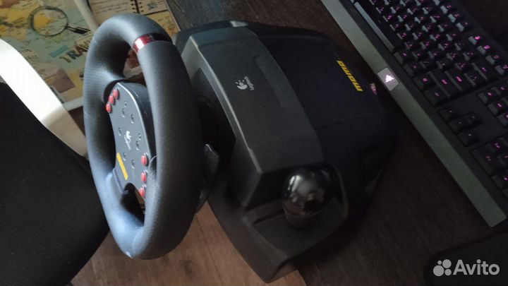 Руль logitech momo racing 900 градусов