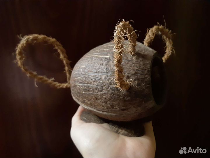Домик из кокоса для грызунов и др