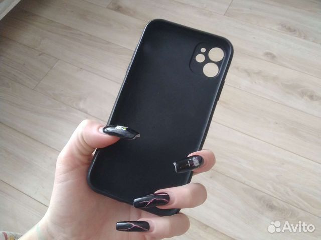 Чехол на iPhone 11