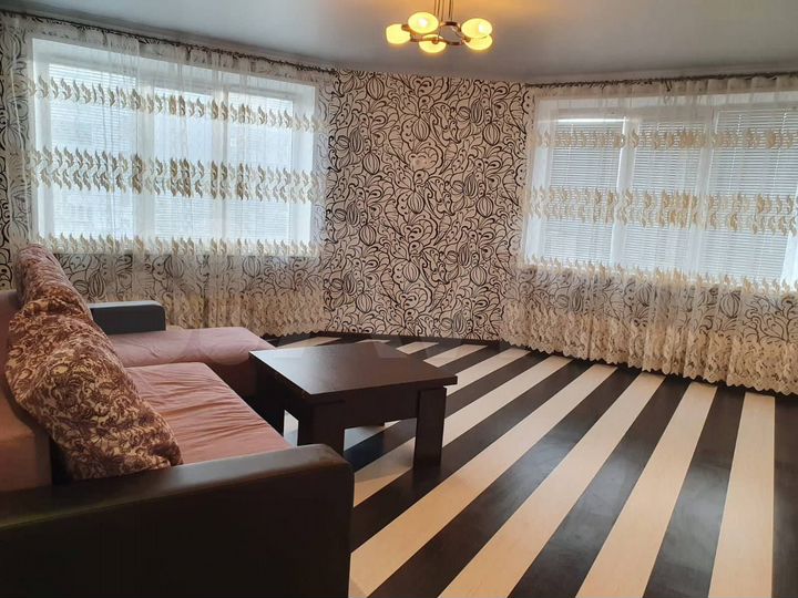 2-к. квартира, 57 м², 3/9 эт.