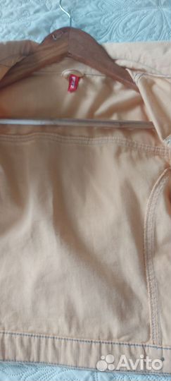 Вещи на девочку(куртка,платье)