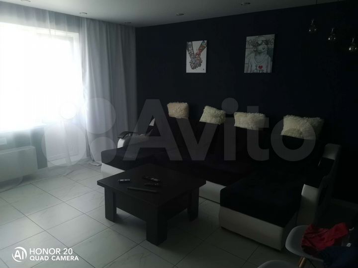 1-к. квартира, 42 м², 1/10 эт.