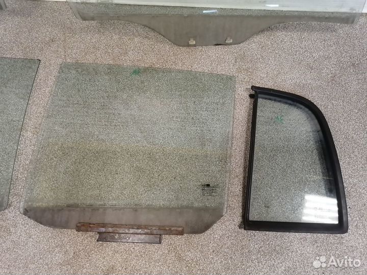 Стекло двери для Hyundai Getz