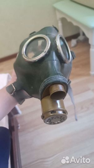 Противогаз