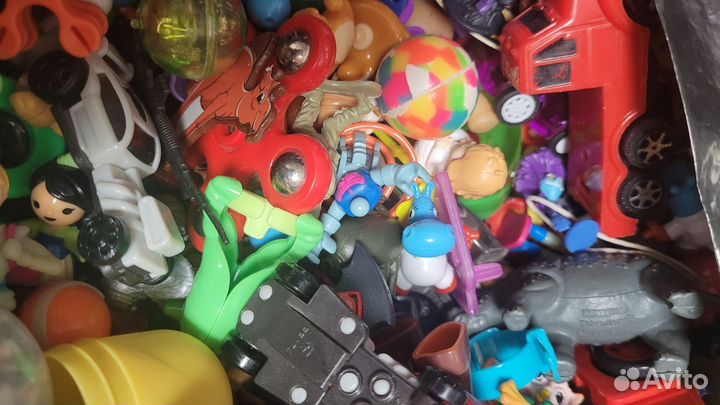 Игрушки из киндера