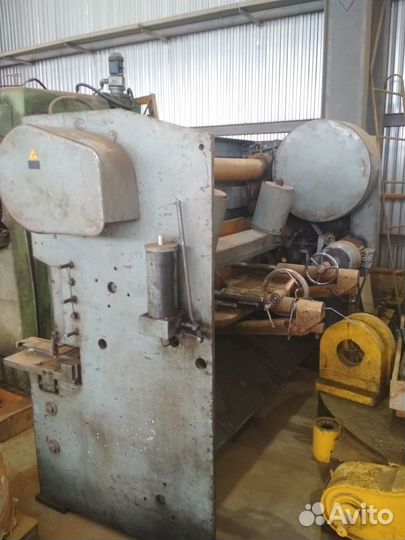 Гильотинные ножницы механические нв3118