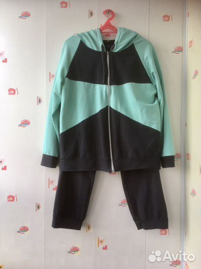 Спортивный костюм женский 54 размер