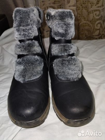 Высокие женские ботинки