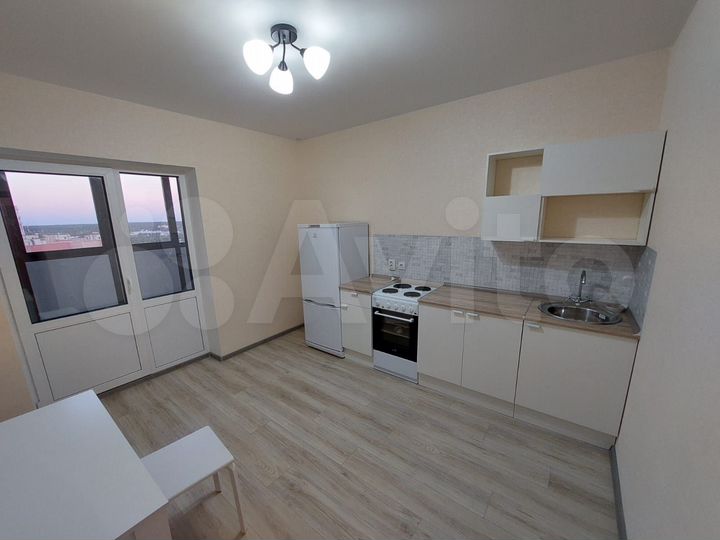 2-к. квартира, 57,6 м², 17/17 эт.