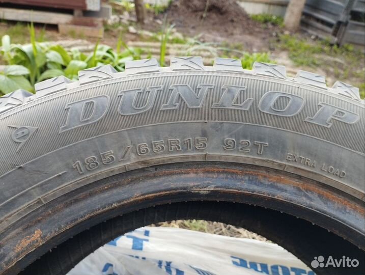 Dunlop SP Winter Ice 03 185/65 R15 92T