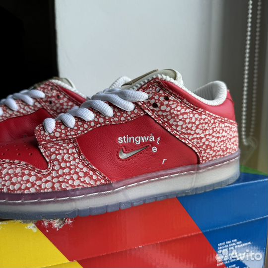 Nike SB Dunk Low Stingwater 