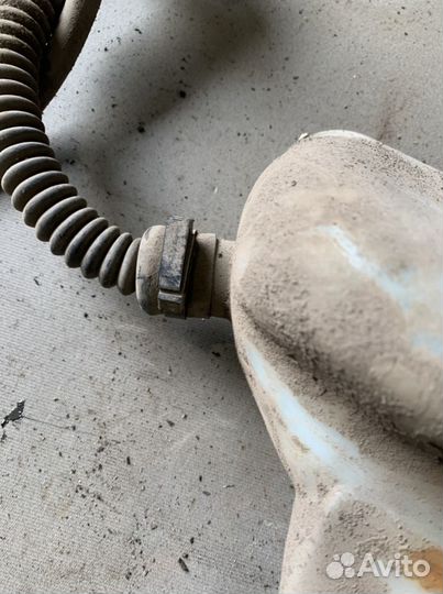 Бачок омывателя Эксплорер 1 задний Explorer