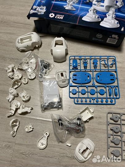 Игрушка робот