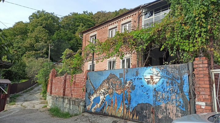 Дом 172,5 м² на участке 9 сот.