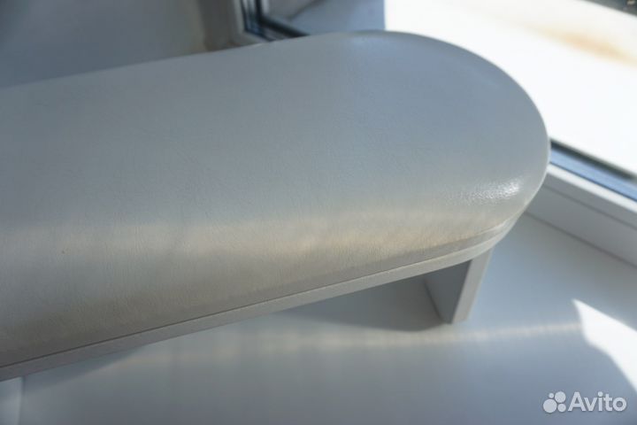 Подставка маникюрная новая